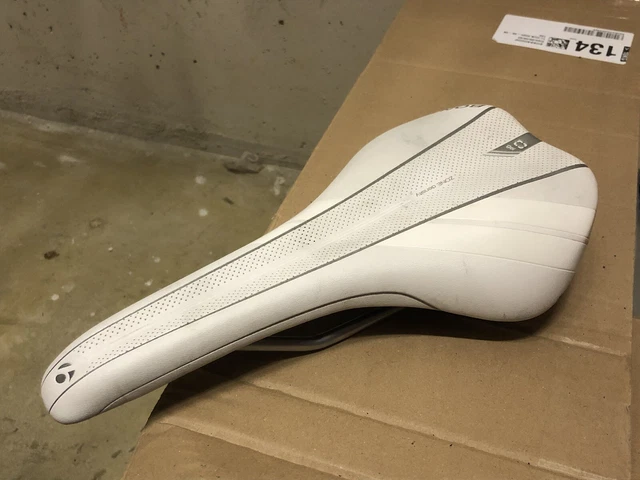 Bontrager affinity clearance comp gel saddle