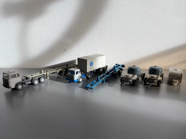 Lot De 28 Camions Militaires Wiking + Remorque - Allemagne - Occasion - Collection