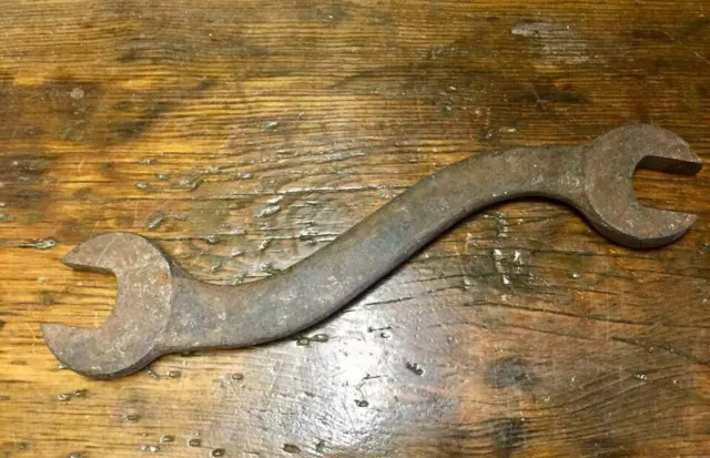 VINTAGE KRAEUTER  USA open-end "S" Wrench 9.5" long - solid shape