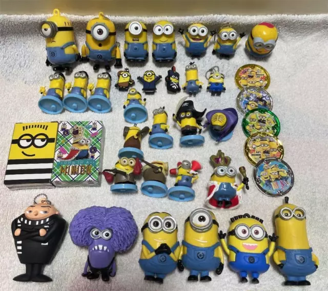 Minions Figure Mini cartes à jouer Kevin Phantom voleur colle Bob Stuart Lot