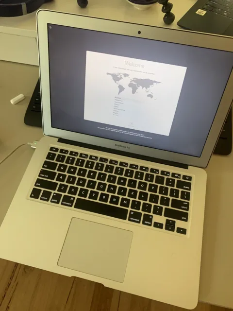 Apple MacBook Air 13"" Laptop, 128GB - MMGF2X/A - (2015, Silver)