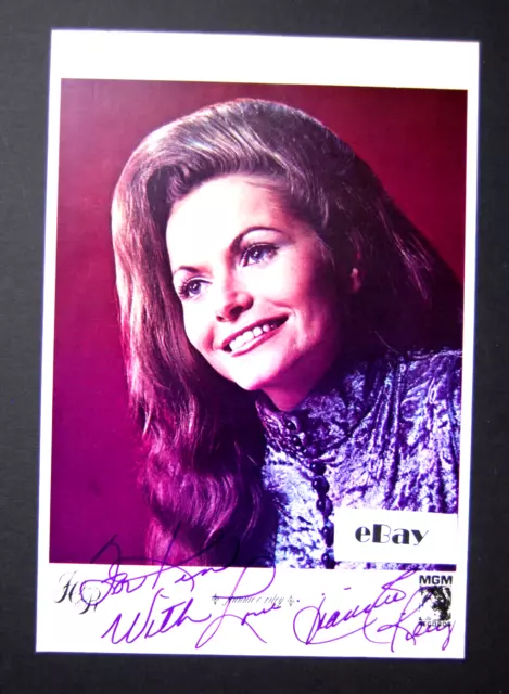 Country Music and Gospel Singer JEANNIE C. RILEY Autograph: Signed Photograph