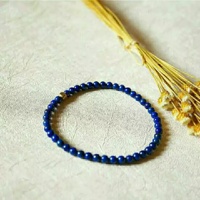 Bracelet manchette porte-bonheur 4 mm perles lapis-lazuli naturelles élégante bohême mentale