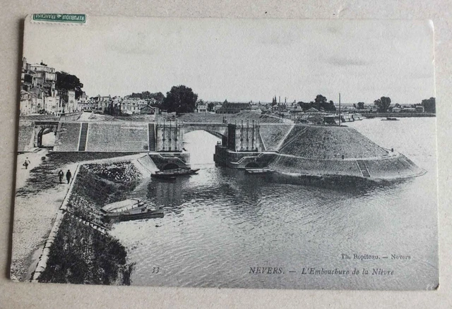 Cpa - Nevers - L Mouth Of The Snow - 33