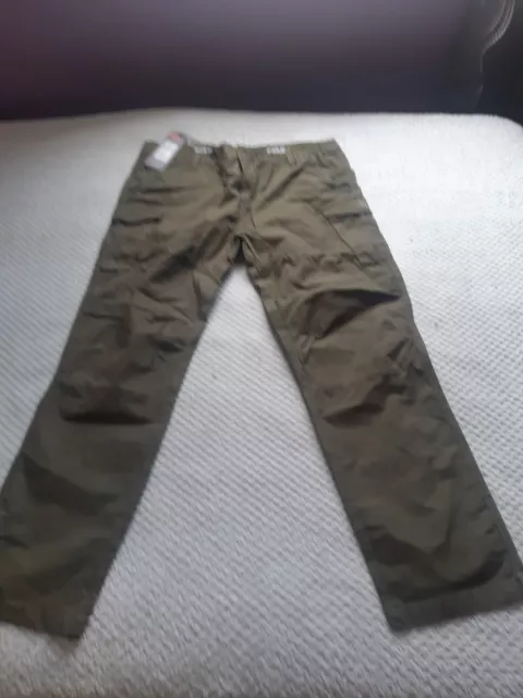 Fox Collection Combats Green Silver / Carp Fishing Clothing