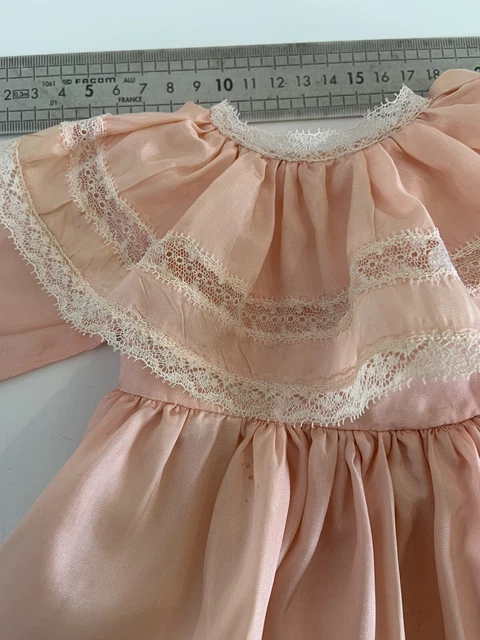 Belle Robe Tissu Soyeux Et Dentelles Pour Poupee Ancienne Jumeau,Steiner, Sfbj 3