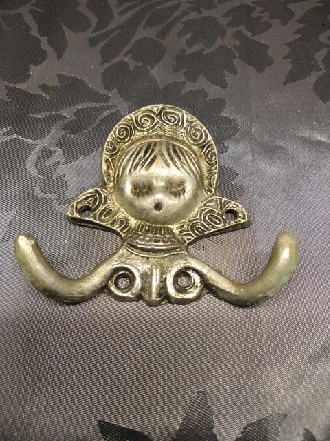 Vintage 1968 American Tack and HDWE Hardware Number # 128 Double Hook Girl