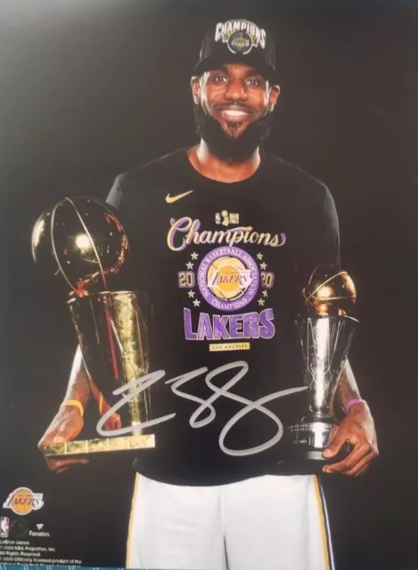 Hand Signed 8x10 Photo Of LeBron James With COA