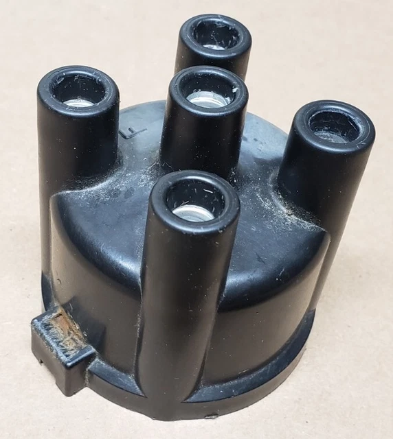 Satoh S650G S-650G Tractor - Distributor Cap