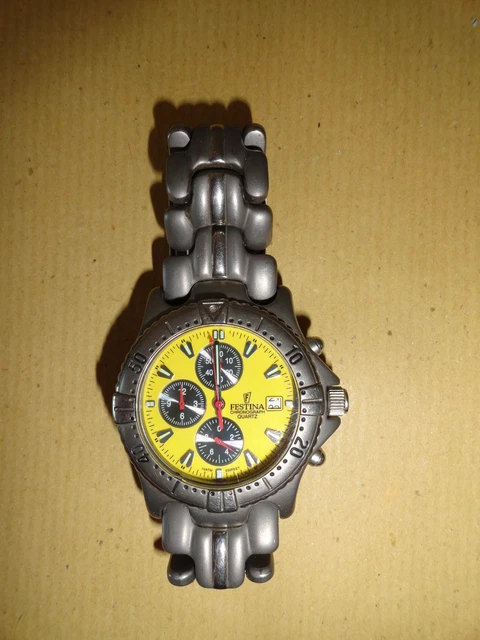 Montre Festina F16184/2 Chronographe Rectangulaire Vintage - Neuf Avec Défauts - Pour Collectionneurs