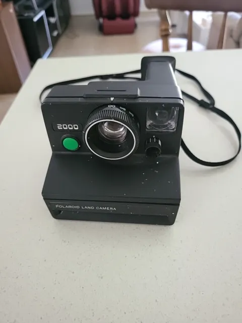 Vintage Polaroid Land Camera 2000