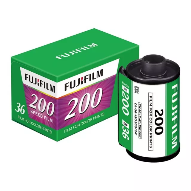 Fujifilm 200 - 35mm Colour Film - 36 Exposures - Fresh UK Stock DATED 06/2025