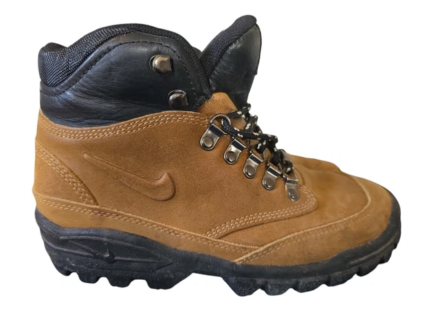 VINTAGE 90S NIKE ACG Air Tumalo II Hiking Boots Shoes Mens 8.5 UK 