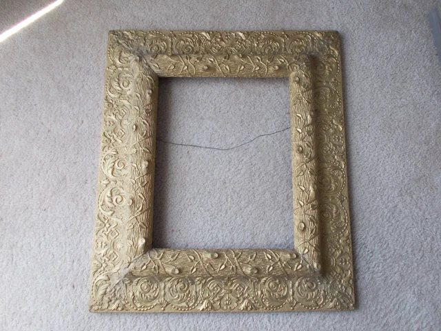 ANTQUE GOLD GILT ORNATE VICTORIAN WOOD GESSO FRAME 3D  (23 x 19 3/4)