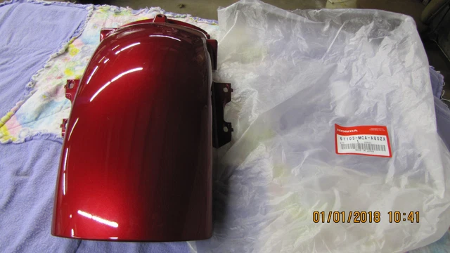 GL1800A 純正フェンダー 61103-MCA-000ZE GL1800A 純正フェンダー 61103-MCA-000ZE