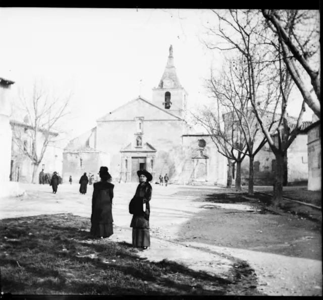 ARLES 1913 - Négatif Verre - Place Eglise - 772-22