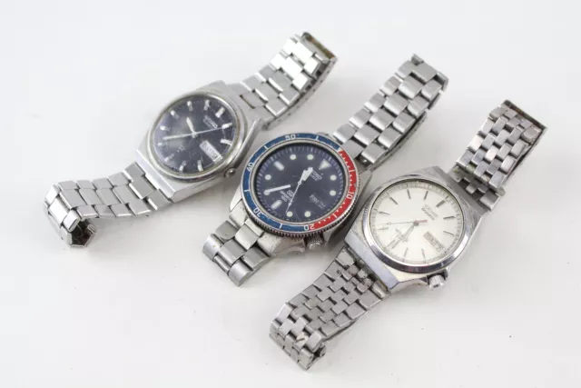 Seiko WRISTWATCHES Quartz Inc Seiko Sports 100 Non-Working x 3