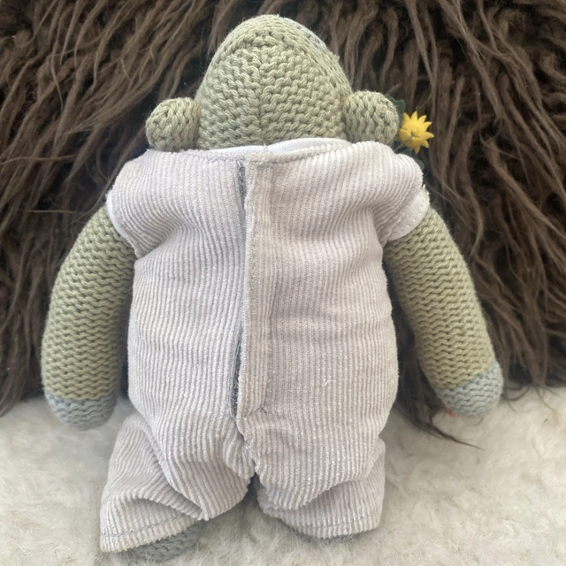 Pg-Tips-Monkey-outfit-Only-ready-to-help.webp