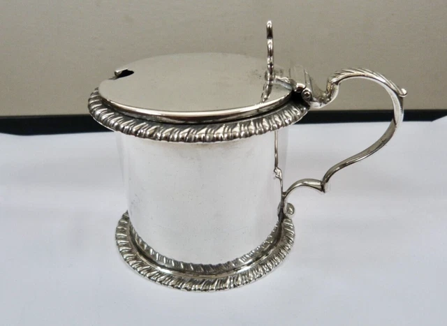 1902 - Goldsmiths & Silversmiths Co - Solid Silver - Mustard Pot  224.8 Grams
