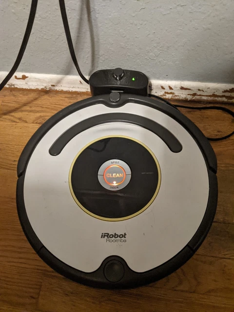 iRobot Roomba 620 - Cleaned, tested, and 1 owner!
