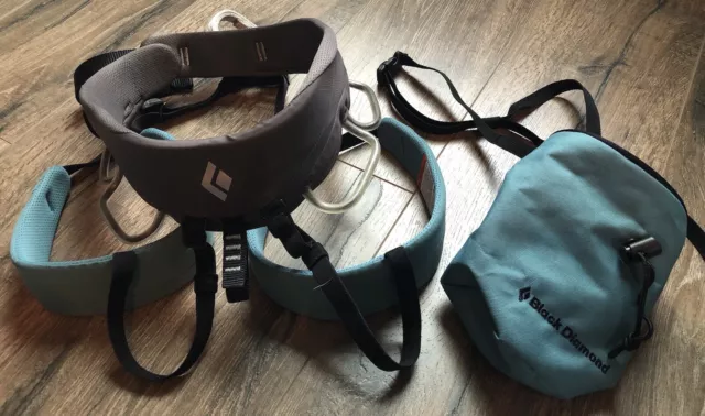 Black Diamond Women's Momentum Rock Climbing Harness (size S) + Bonus Chalk Bag