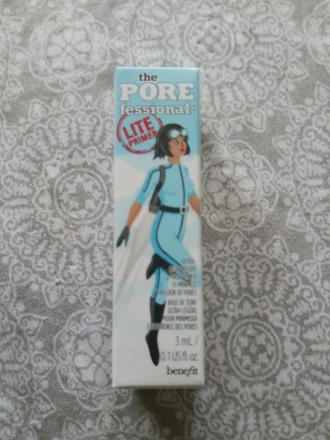Benefit • The POREfessional Lite Face Primer • 0.1 fl oz (3 mL)