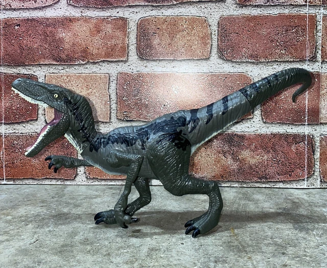 JURASSIC WORLD BLUE Velociraptor Raptor Dinosaur Figure Park Toy Hasbro ...