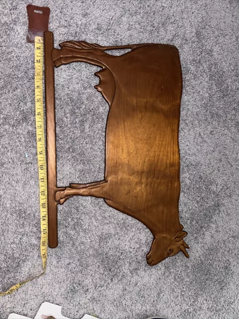 Vtg Wood  Primitive  COW WALL HANGING WOOD PRIMATIVE 19 X 12"