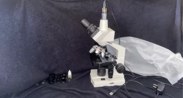 AmScope T390B Professional Trinocular Biological Compound Microscope 40X-2000X