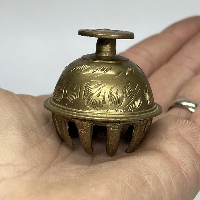 Grelot Ancien En Laiton - Cloche Clochette D'Asie, Art Populaire Indien