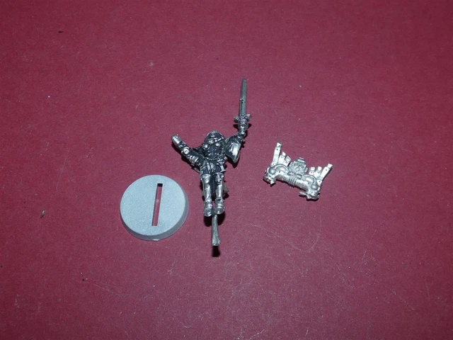 Warhammer 40k: Sisters of Battle / Adepta Sororitas: metal Seraphim Superior a