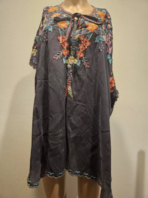 Johnny Was Embroidered Top Selena Poncho Gray S