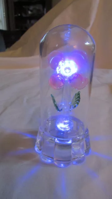 Regal Rose Color Changing - Battery Included