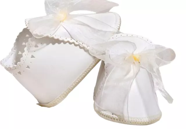 Baby Mädchen Taufschuhe Babyschuhe  weiß Taufe festlich Gr.17, 18 Schleife creme