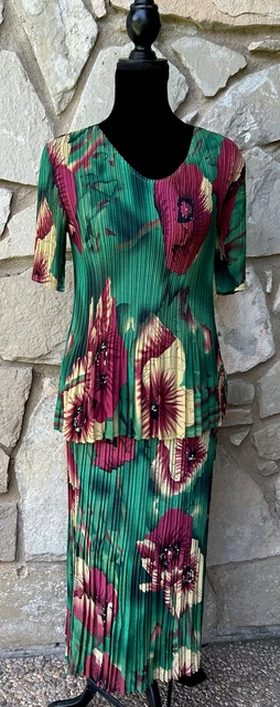 MAGIC SCARF Mini Pleats 2 Piece Set Top Skirt One Size S M L XL Green Floral NEW