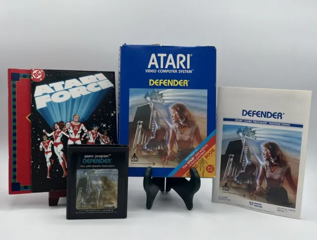 Defender Atari 2600, 1982 Complete In Box Manual Atari Force DC Mini Comic Book