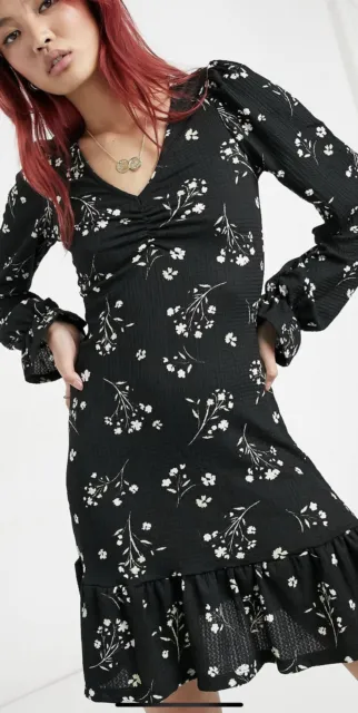 River Island Long Sleeved  Black Floral Mini Dress Size 10 RRP £30