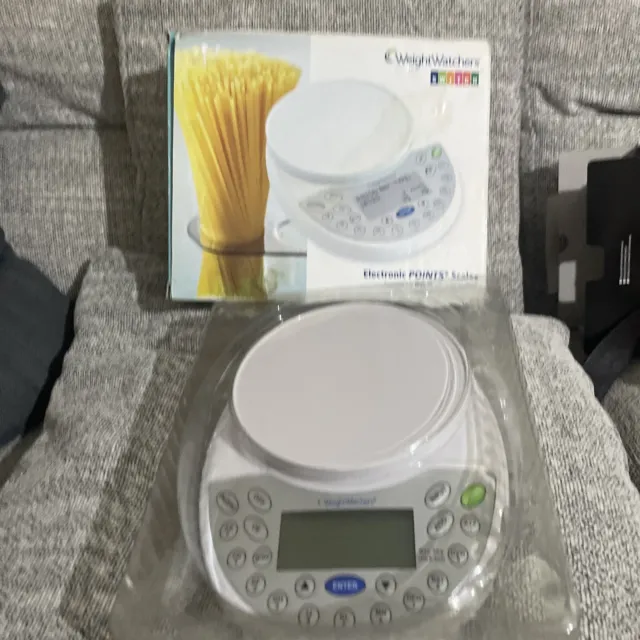 https://www.picclickimg.com/mBIAAOSwaYFk3grz/WEIGHT-WATCHERS-Scales-Switch-Electronic-Points-boxed-Fully.webp