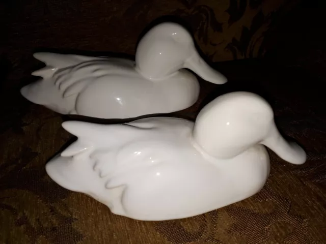Vintage white duck ornament figures ceramic bathroom etc 20cms &18cm  great gift