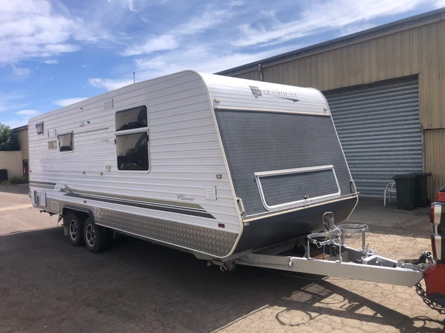 2011 Paramount tandem caravan *Cannot Register* 2011 Paramount tandem caravan *Cannot Register*