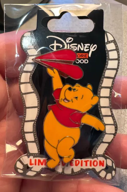 Winnie the Pooh Kawaii Embroidered Patch. new 