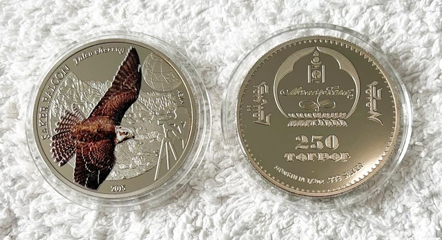 Rare 2015 Mongol Saker Falcon .999 Silver Layered Coin - Add to Your Collection!