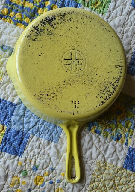 Griswold Yellow Cast Iron Enamel Skillet Frying Pan # 7 Small Stamp Logo