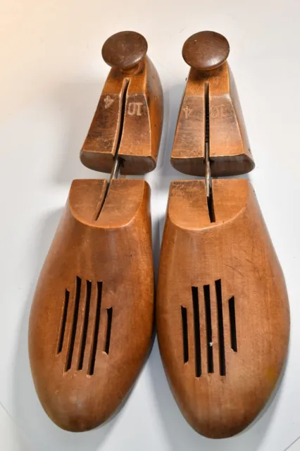 Vintage Wooden Shoe Tree Mold Stretcher Form Insert size 10 - 4
