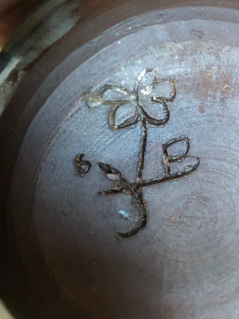 beurrier pot couvert grès décor bleu artisanat signature à identifier poterie 9