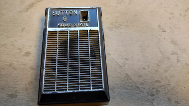 S U T T O N Solid State Eight Transistor Radio