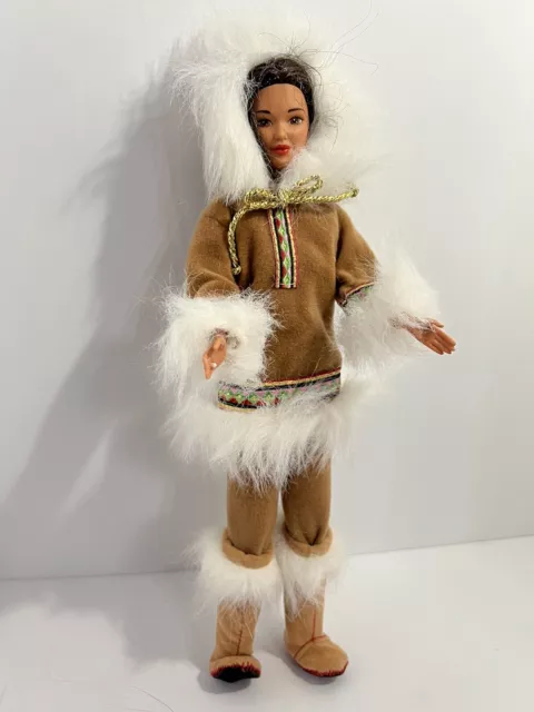 Dolls Of The World Collectors Edition 1980 Eskimo Arctic Barbie w’66 body