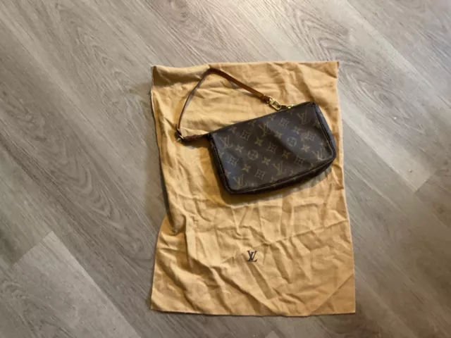 Authentic Louis Vuitton Pouchette Monogram