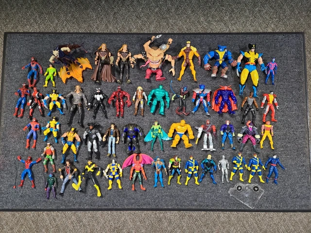 50 Vintage Action Figure Lot! X-MEN 1990's  MARVEL - TOY BIZ