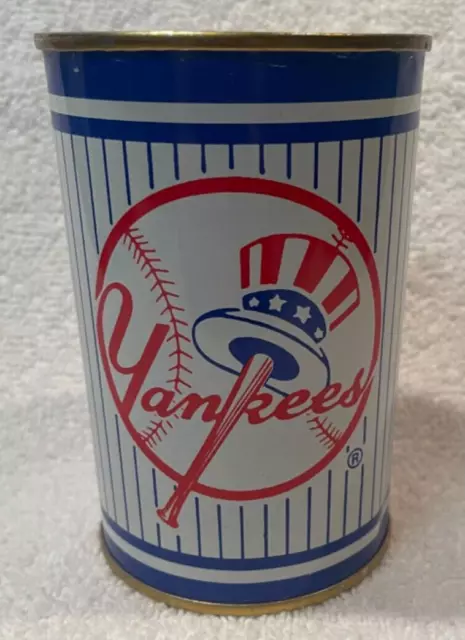 Vintage 1984 Ny Yankees Baseball Tin Can Coin Bank - Rare - Hard To Find Vintage 1984 Ny Yankees Baseball Tin Can Coin Bank - Rare - Hard To Find